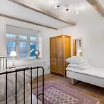 Edla - 5km From The Sea By Interhome Nyaraló *