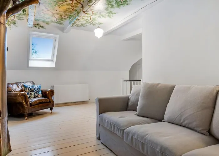 度假居 Edla - 5km From The Sea By Interhome